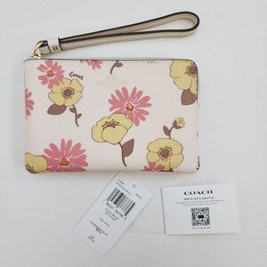 Coach Floral Cluster Corner Zip Wristlet Wallet Clutch NWT